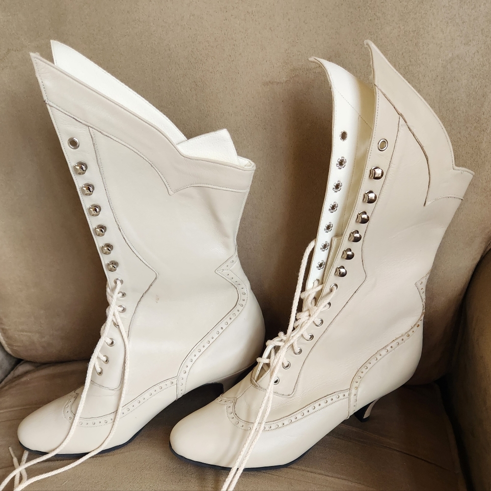 Leather wedding boots from Satan Spurs Western Wear